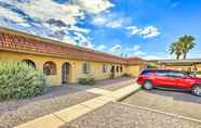 Others 3 Casa Grande Getaway w/ Access to Golf Course!
