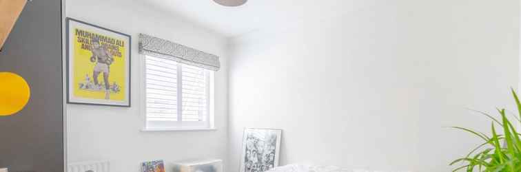 Others Light & Modern 2BD Flat With Balcony - Brick Lane