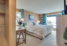 其他 3 Pacific Penthouse With Sunroom & Ocean Views!