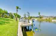 Lainnya 6 Cape Coral Vacation Home on Canal w/ Pool, Hot Tub