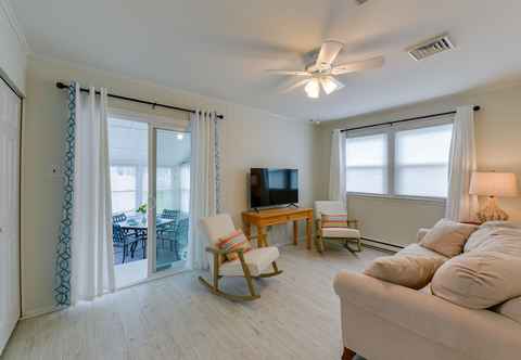 อื่นๆ Bright Cape May Vacation Rental < 1 Mi to Ocean