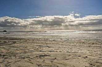 기타 4 'deja Blue' Oceanside Condo on Beach w/ Pools!