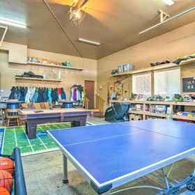Interior 1 Ronald Home w/ Direct Cle Elum Lake Access!, Khách sạn Washington