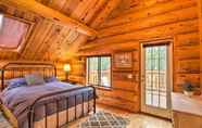Khác 4 Tranquil Mountain Cabin w/ Game Room & Fireplace!