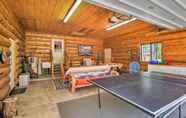 Khác 5 Tranquil Mountain Cabin w/ Game Room & Fireplace!