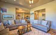 Others 2 Prime Townhome w/ Balcony: 6 Mi to Park City!