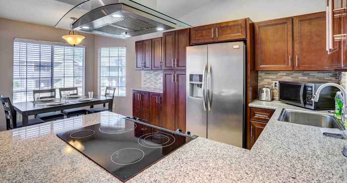 Lainnya Condo w/ Pool Access ~ 7 Mi to Dtwn Chandler!