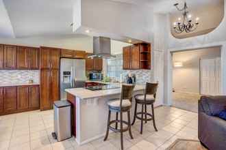 Lainnya 4 Condo w/ Pool Access ~ 7 Mi to Dtwn Chandler!