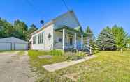 Others 4 Petoskey Schoolhouse in Countryside Setting!