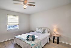 อื่นๆ 5 St Petersburg Hideaway w/ Fire Pit & Grill!