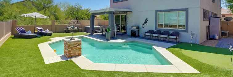 Others Grand Desert Oasis w/ Hot Tub & Pool!