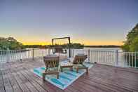 Others Luxe Lake Chickamauga Retreat w/ Boat Dock!