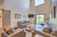 Others Modern Swan Valley Townhome w/ Walking Trails