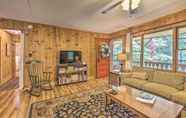 Lain-lain 5 Cozy Roaring Gap Retreat With Fire Pit & Patio!