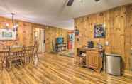 Lain-lain 6 Cozy Roaring Gap Retreat With Fire Pit & Patio!