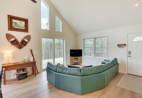 Khác Sleepy Hollow Lake Home w/ Deck, Pool Access!