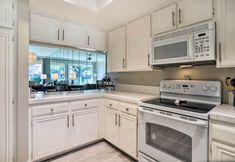 Others 2 Resort Amenities: Rancho Mirage Country Club Home