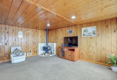 Others 3 Hilltop Hideout w/ Sweeping Birch Bay Views