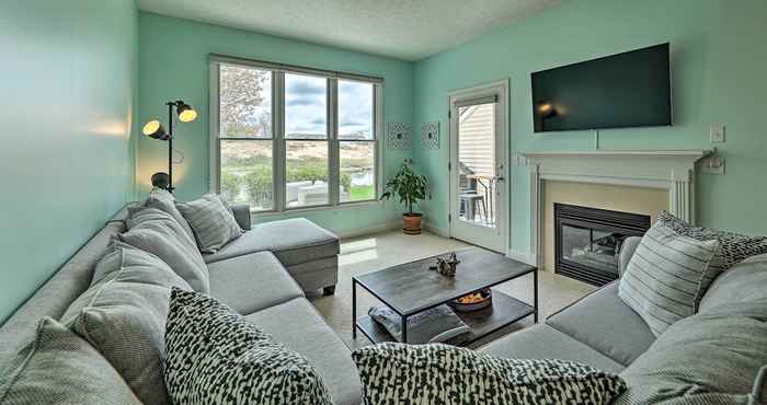 Others Bright, Beautiful Manistee Condo Near Beach + Pool