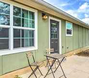 Khác 7 Pet-friendly Retreat < 5 Mi to Bastrop Lake!