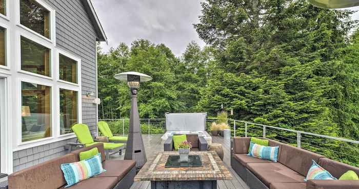 Lain-lain Gorgeous Whidbey Island Oasis w/ Hot Tub & Cabana!