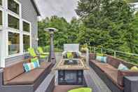 Others Gorgeous Whidbey Island Oasis w/ Hot Tub & Cabana!