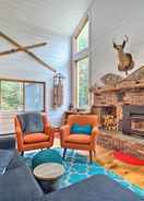 Primary image Whimsical Winhall Cottage w/ Private Hot Tub!