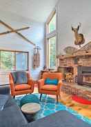 Primary image Whimsical Winhall Cottage w/ Private Hot Tub!