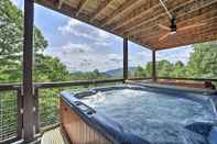 Others Secluded Franklin Getaway w/ 2 Decks + Grill!