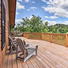 Primary image 1 Log Cabin w/ Deck & Hot Tub: 5 Mi to Dollywood!, Hatfield and McCoy Dinner Show Hotels