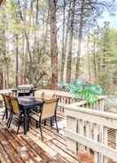 Imej utama Cozy Pine Cabin w/ Fire Pit Near Hiking!