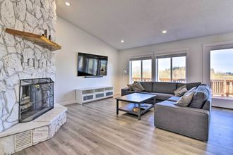 Others 4 Fully Remodeled Hillsboro Home w/ Home Theater!