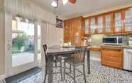 Others 6 Luxe Atwater Home w/ Patio: 10 Mi to Yosemite Lake