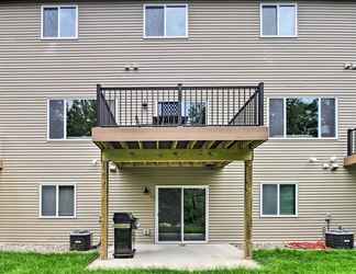 Others 2 Contemporary Gull Lake Resort Townhome: Boat Slip!