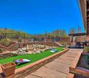 Lain-lain 6 Desert Oasis w/ Fenced Pool & Mountain Views!