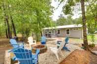 Lainnya Lake Livingston Escape w/ Fire Pit + Gas Grill!