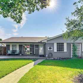 Primary image1德州庭院之家:距離草原溪公園 2 英里,普莱诺艺术中心飯店