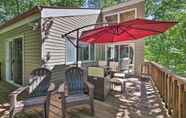 Khác 7 Lakefront East Stroudsburg Cottage With Views!