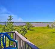 Others 5 Exquisite Lake Charles Gem - Waterfront Views
