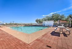 Others 2 Cozy & Relaxing Eloy Apartment w/ Pool Access