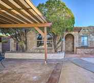 Others 3 Pet-friendly El Paso Escape w/ Patio + Grill!