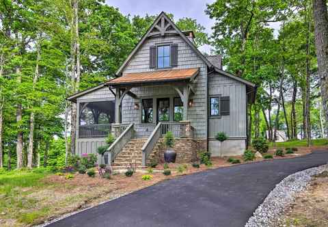 Others Charming Craftsman w/ Porch + Community Perks!