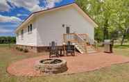 Others 5 New Bern Vacation Rental on Farm w/ Fire Pit!
