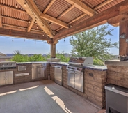 Others 4 Luxury Phoenix Home With Bar & Outdoor Oasis!