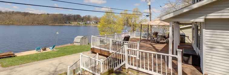 Others Belding Lakefront Cottage w/ Boat Dock & Kayaks!