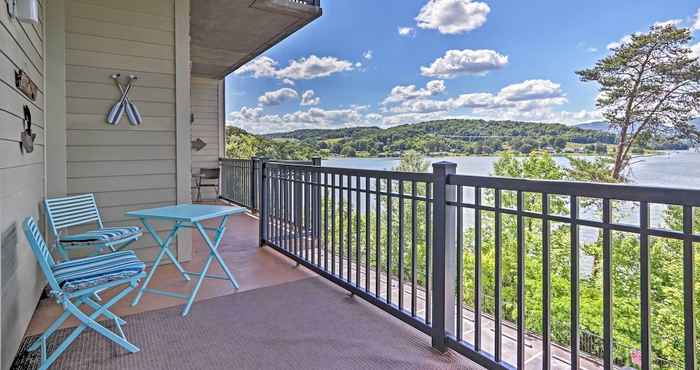 Lain-lain Modern Family Condo With Pano Lake Views & Pool!