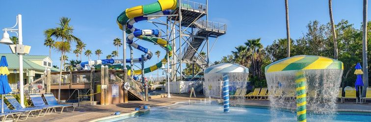 Khác Waterfront Condo w/ Water Park, Walk to the Beach!