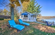 Lain-lain 5 Lakefront Tully Cottage w/ Screened Porch!