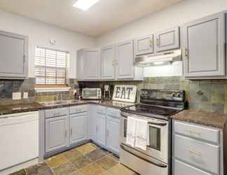 Lainnya 2 Pet-friendly Houston Townhome ~ 3 Mi to Downtown!