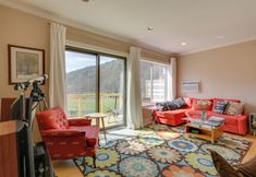 기타 2 Scenic Home on the Delaware River, Pet-friendly!